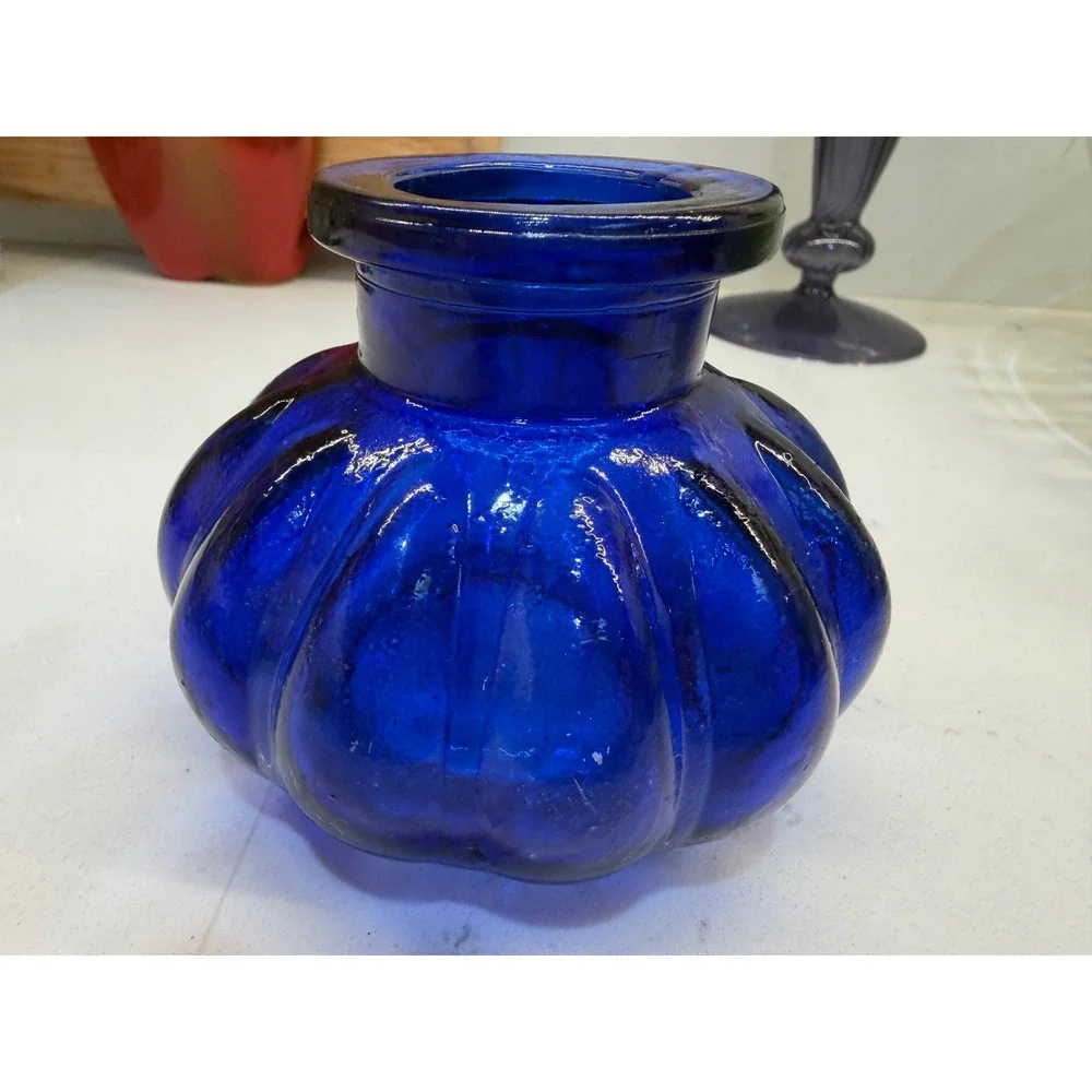 Vintage Cobalt Blue Glass Ribbed Pumpkin Bud Vase Round Squat 3x4in